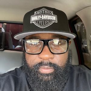 Meet your Posher, Antoine